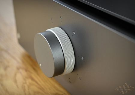 Cambridge Audio EDGE A  - wzmacniacz zintegrowany OUTLET