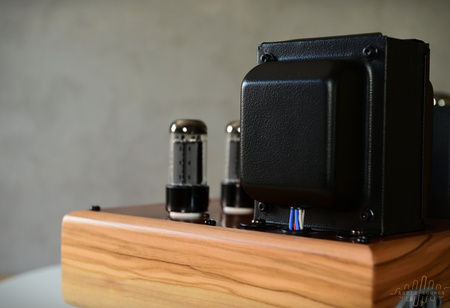 TEKTRON TK6550 PSE S-I wzmacniacz lampowy